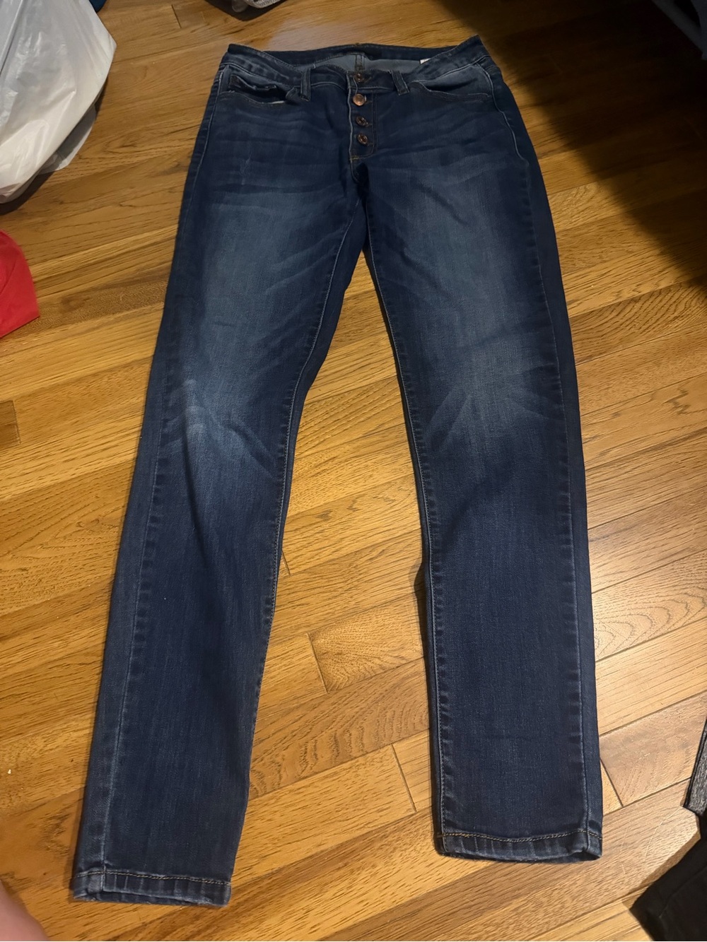 KanCan Women's Skinny Jeans - Dark Wash Blue